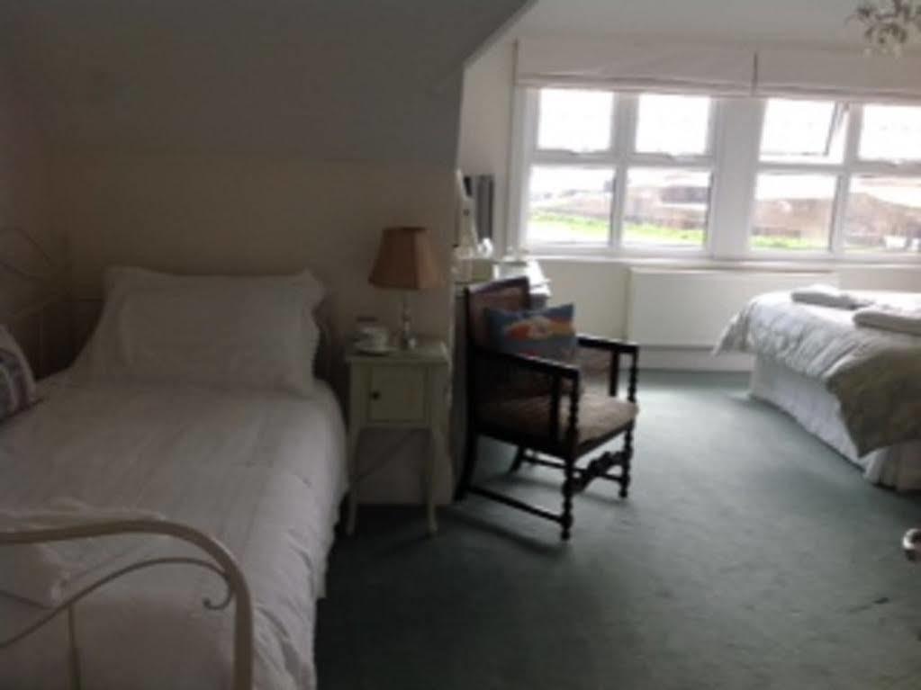 Bassets House Bed & Breakfast Eastbourne Bagian luar foto